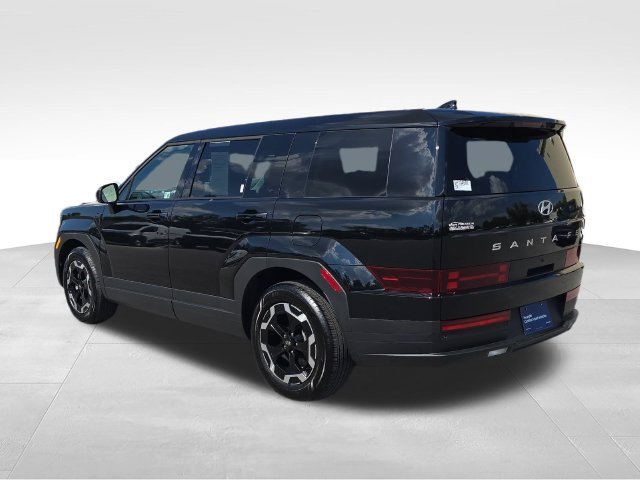 Used 2025 Black Hyundai SE image 3