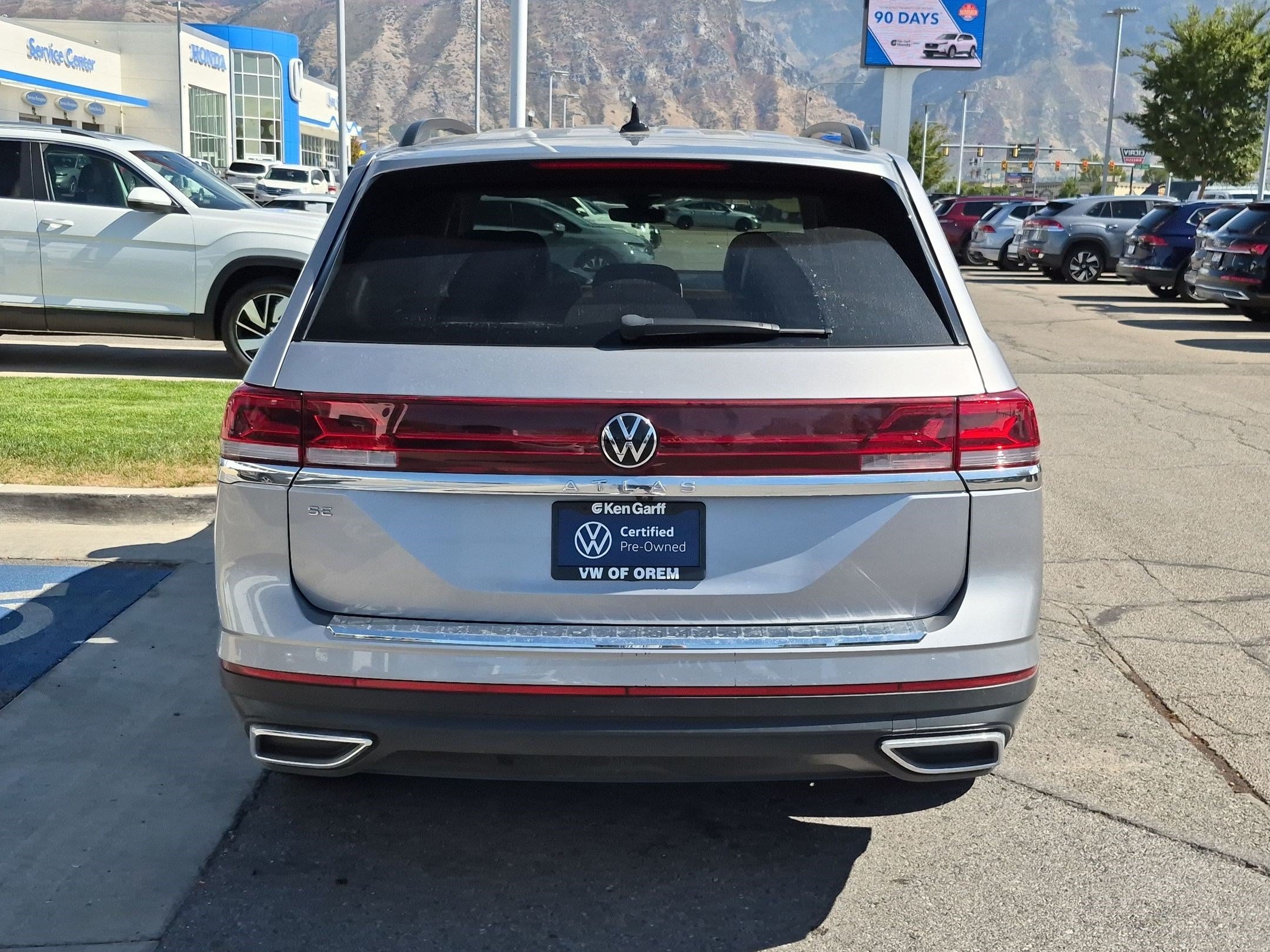 Certified Used 2024 Silver Mist Metallic Volkswagen 2.0T SE image 5