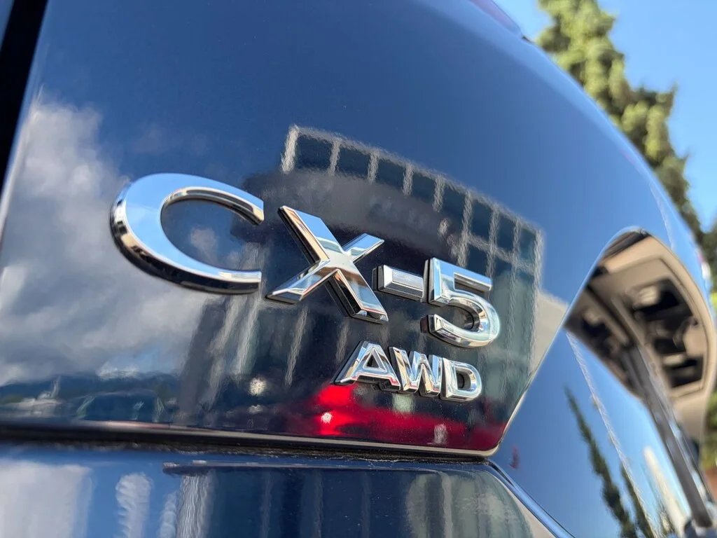 Used 2022  Mazda GS AWD at image 10