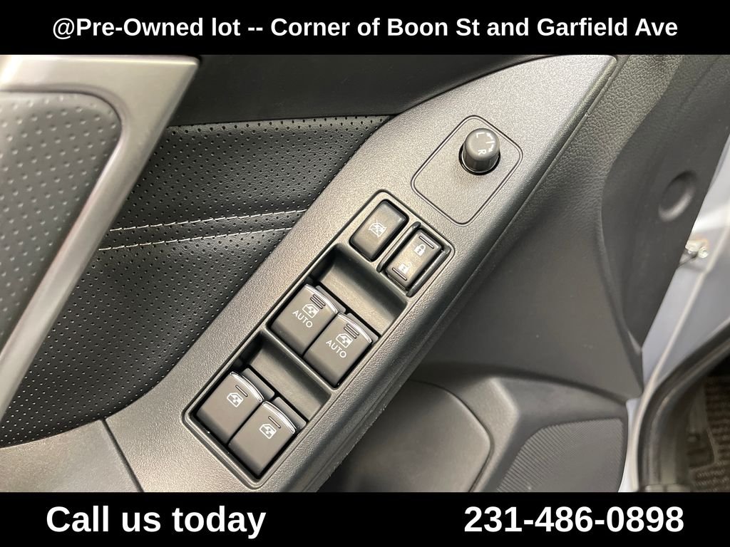 Used 2017 Silver Subaru 2.5i Touring image 16