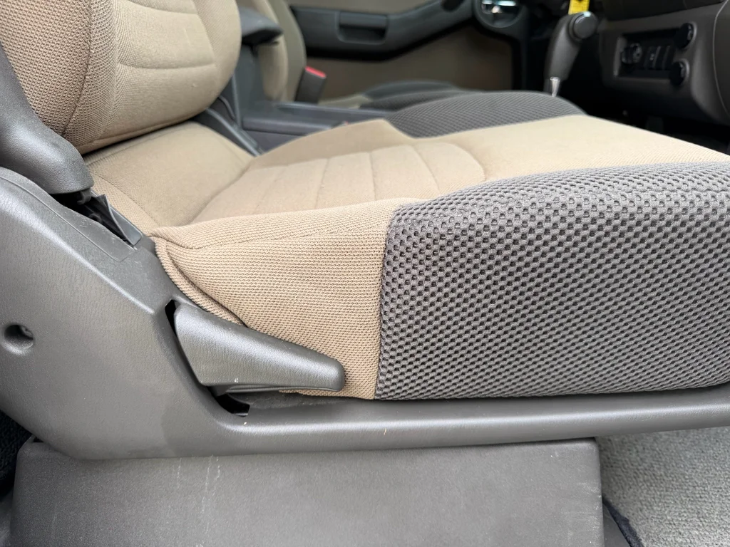 Used 2007 Avalanche Nissan S image 28