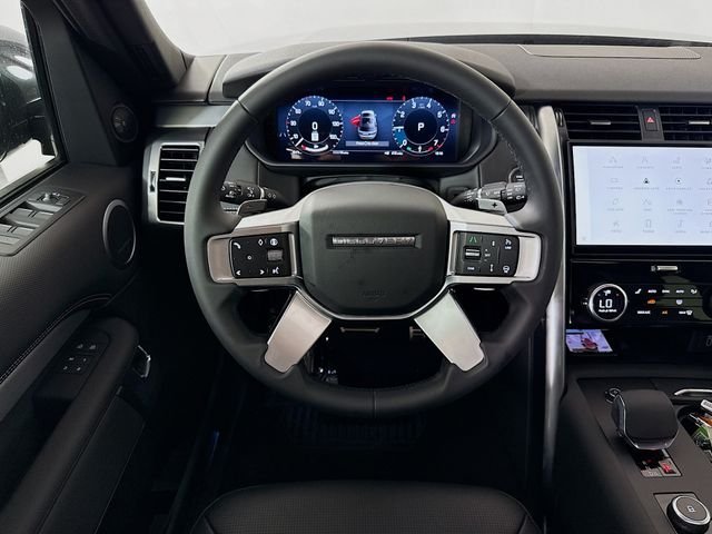 New 2026 Santorini Black Land Rover Dynamic SE image 25
