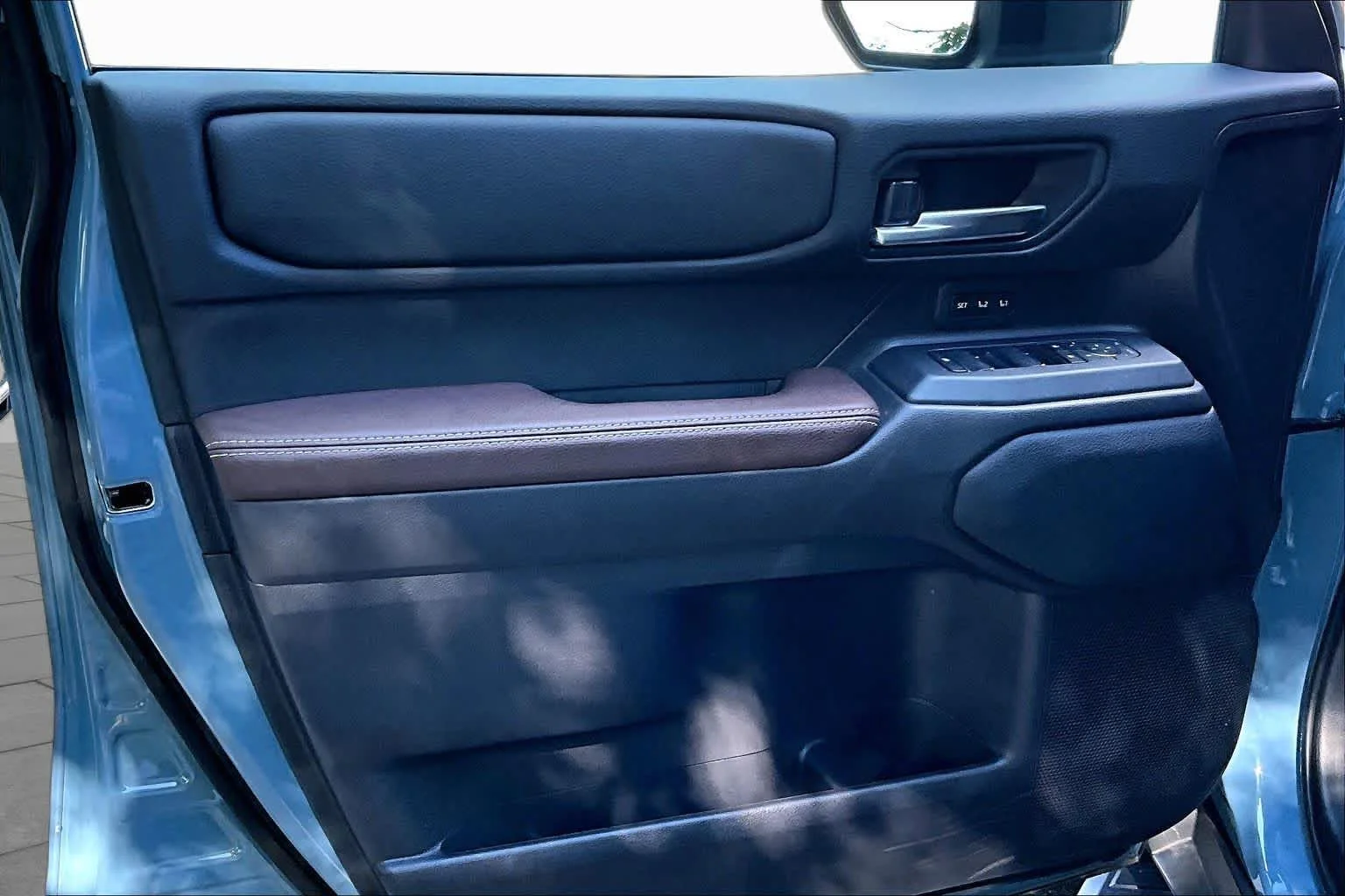 Certified Used 2025 Heritage Blue/Gray Scape Toyota  image 21