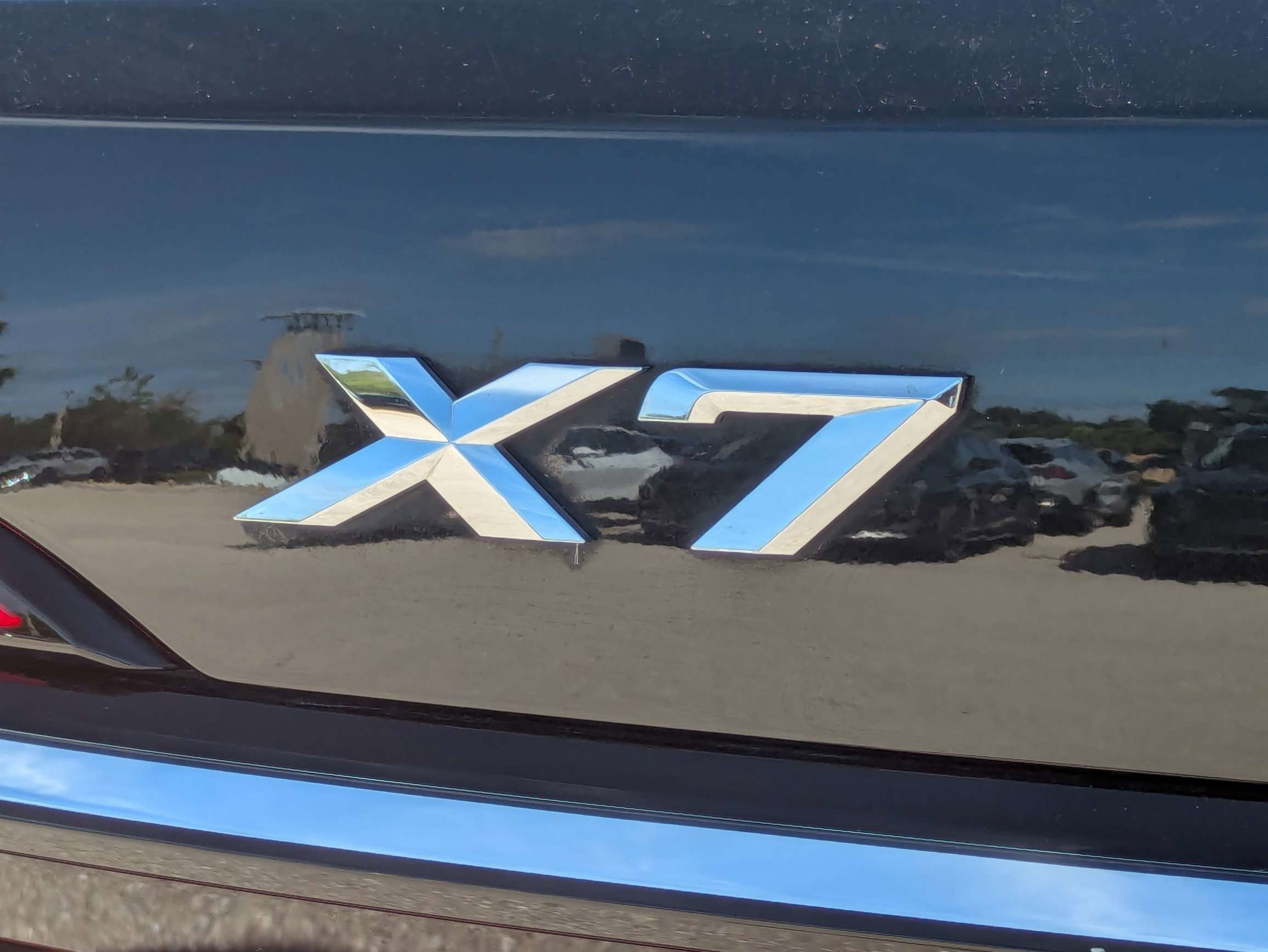 Used 2023 Black Sapphire Metallic BMW xDrive40i image 15