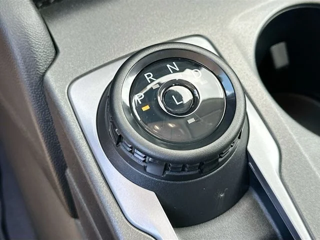 New 2026 Gray Metallic Ford Outer Banks image 11