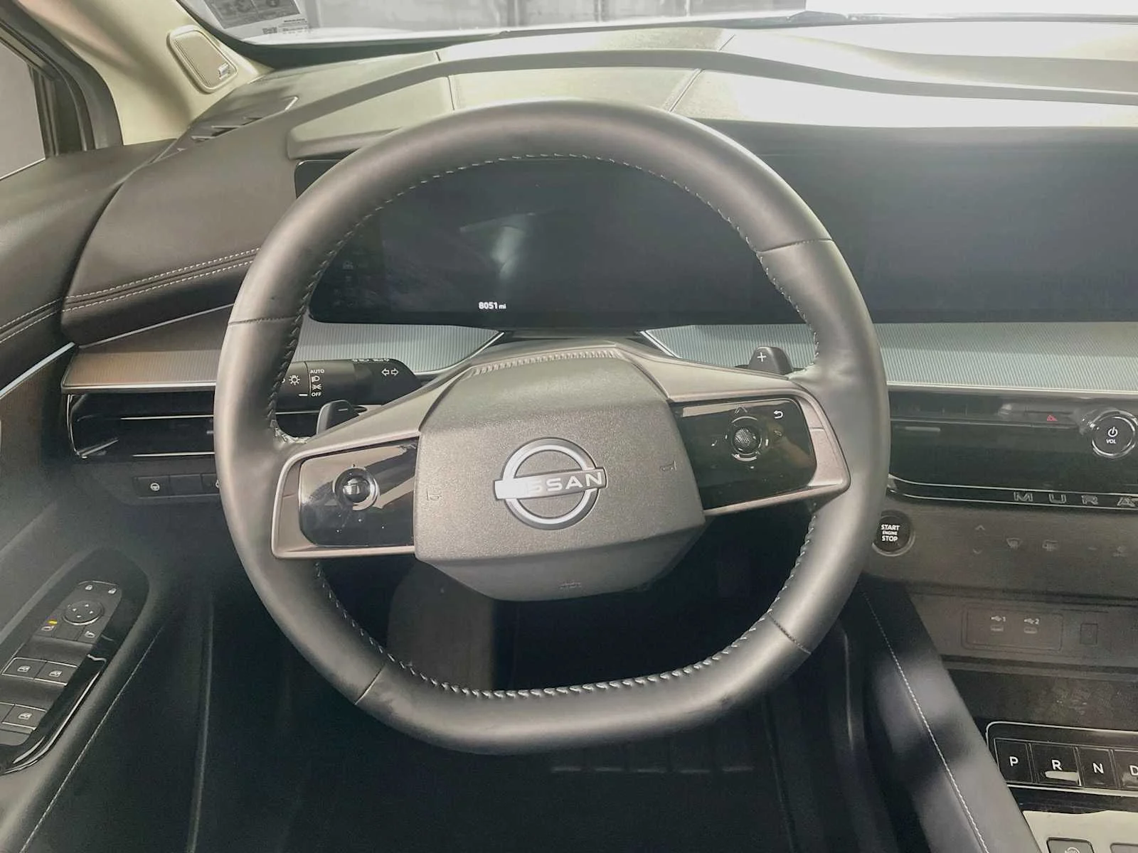 Certified Used 2025 Everest White Pearl Tricoat Nissan SL image 9