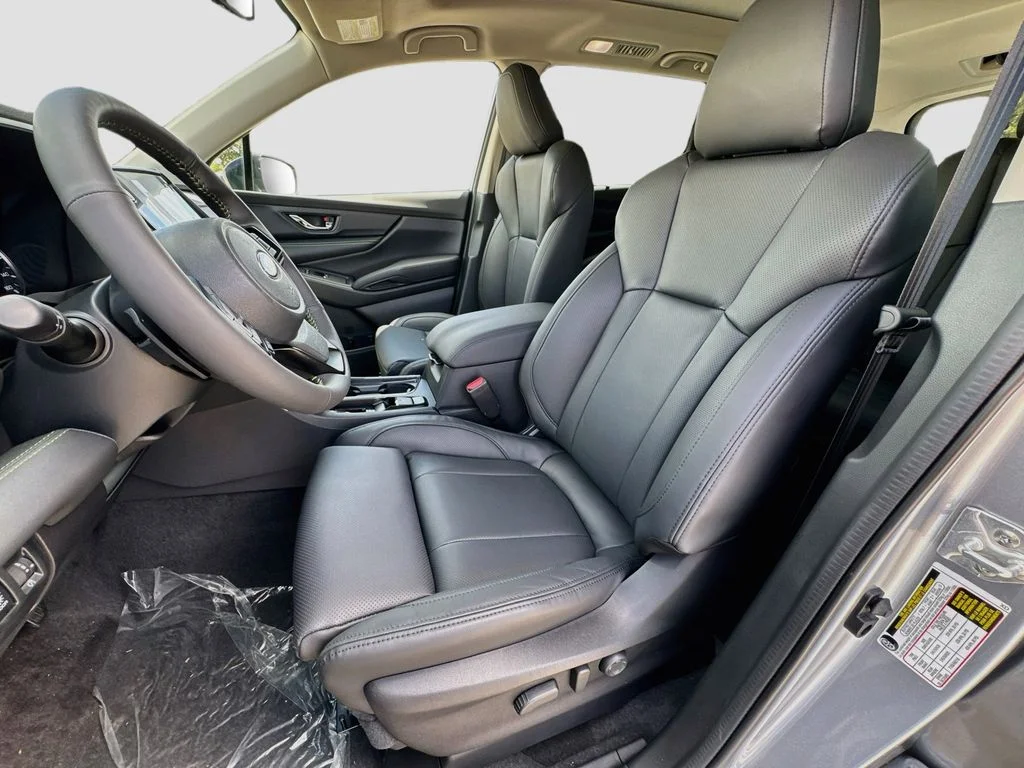 New 2027 Silver Subaru Onyx Edition Touring image 26