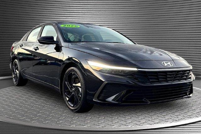 New 2026 Black Hyundai SEL Sport Plus image 2