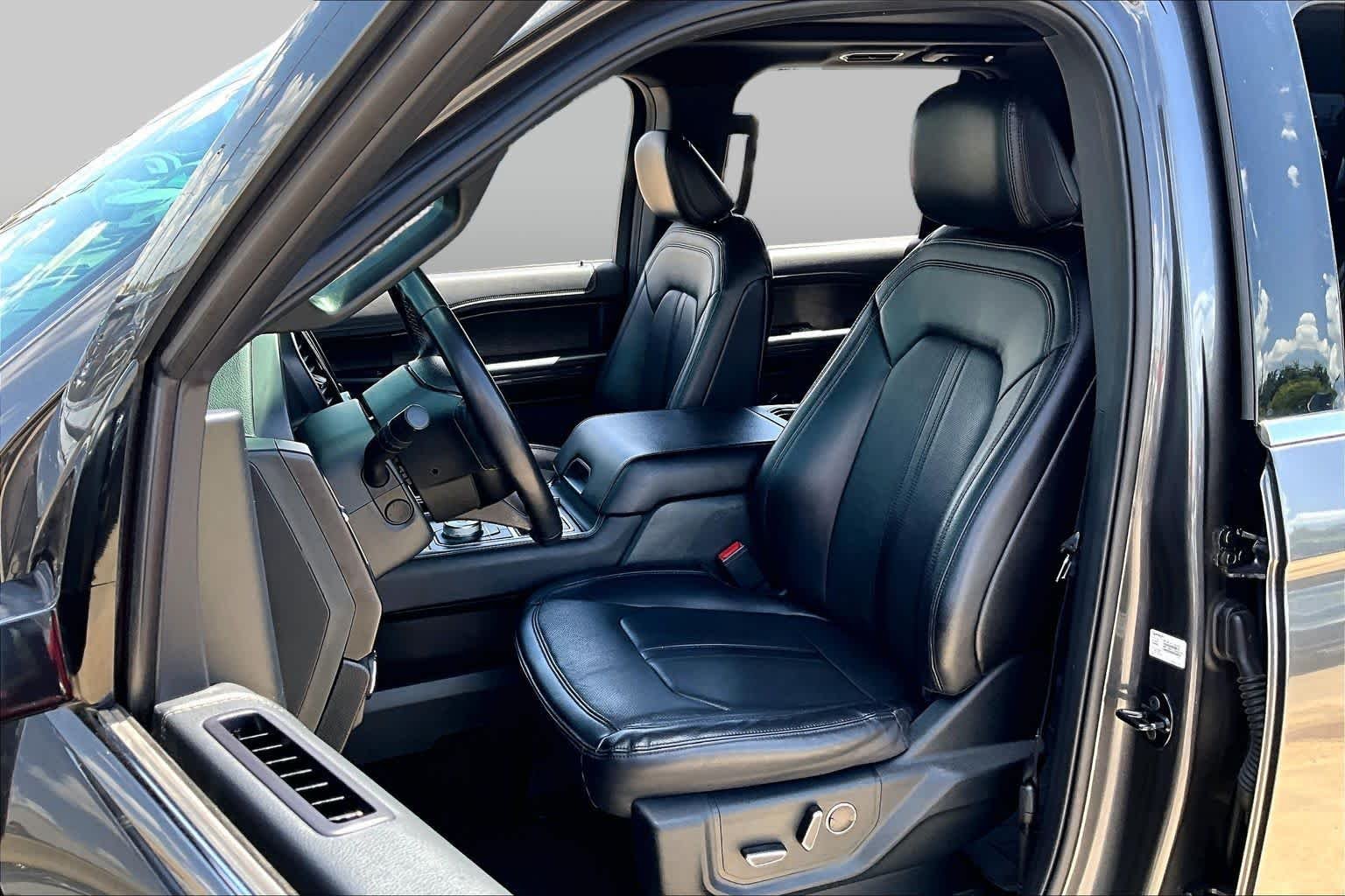 Used 2021 Magnetic Metallic Ford Limited image 8