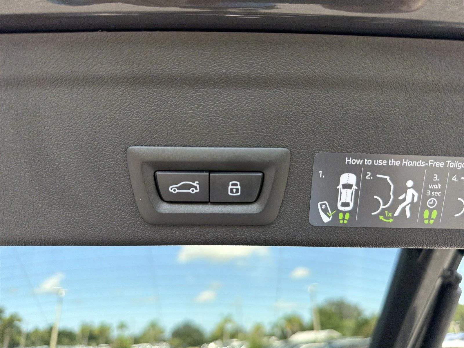 New 2027 Dravit Grey Metallic BMW xDrive40i image 13