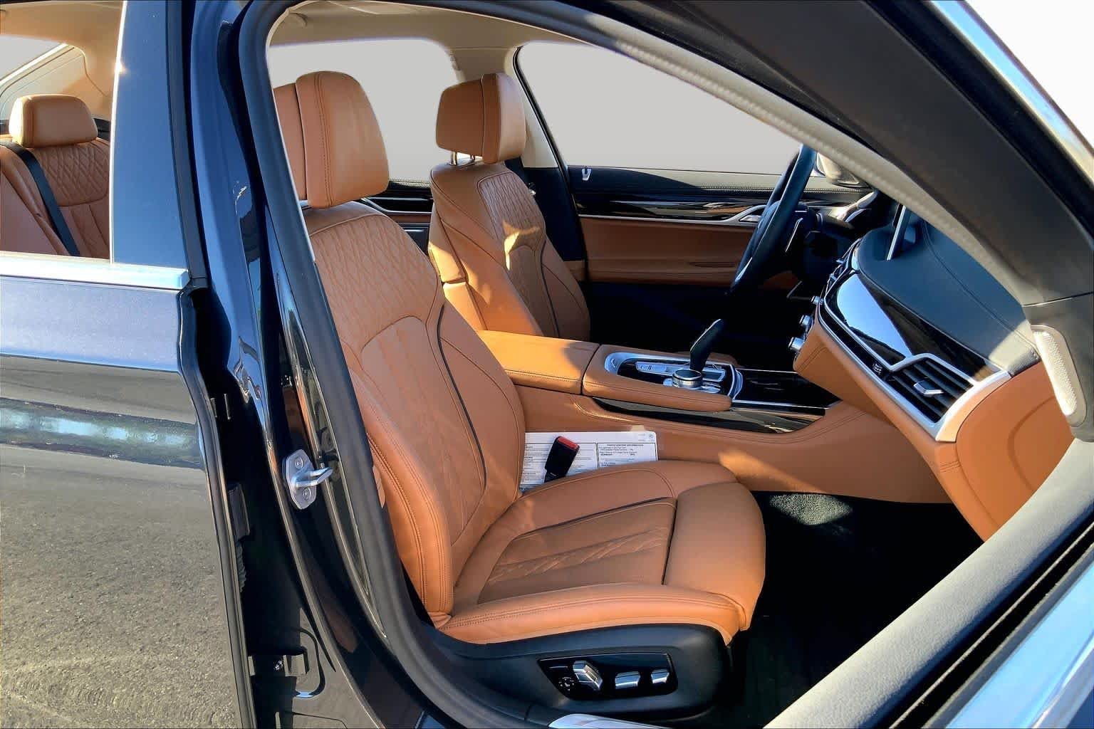 Pre-Owned 2022 BMW 750i XDrive 750i XDrive