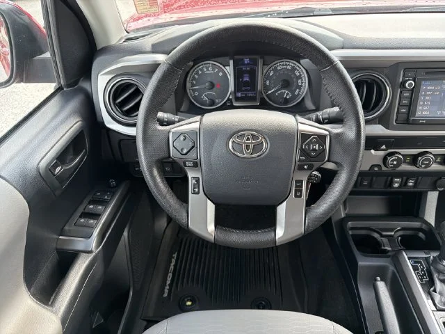 Used 2019 Red Toyota SR5 image 12