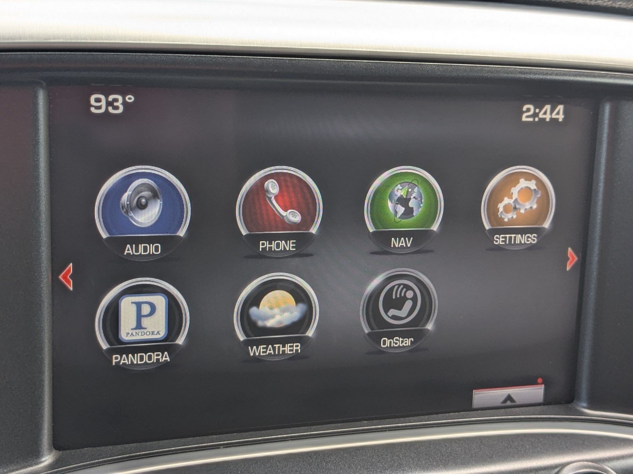 Used 2014 STEALTH GRAY METALLIC GMC SLE image 19