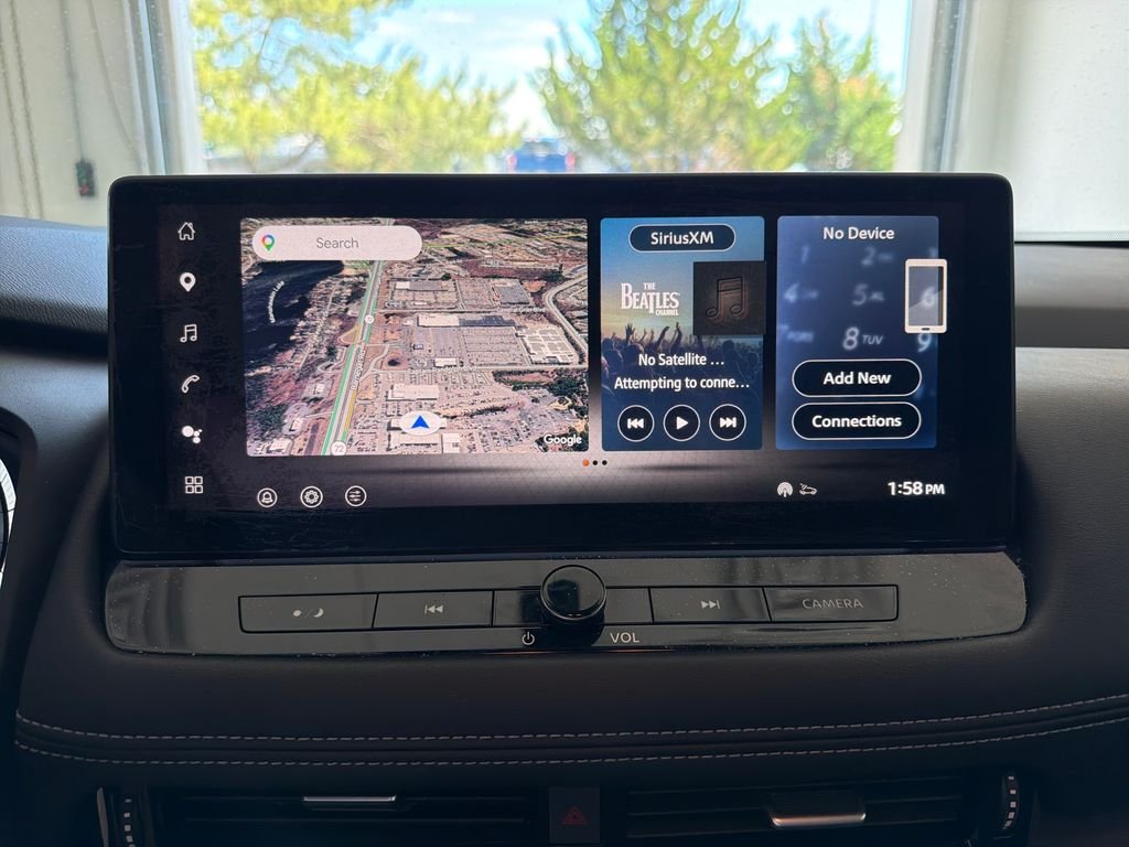 Used 2025 Gray Nissan Platinum image 22