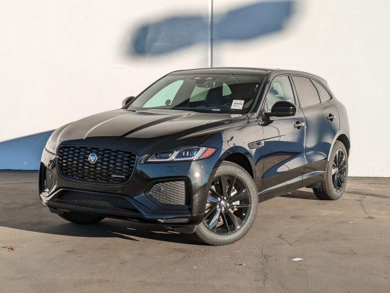 2025 Jaguar F-PACE R-Dynamic S