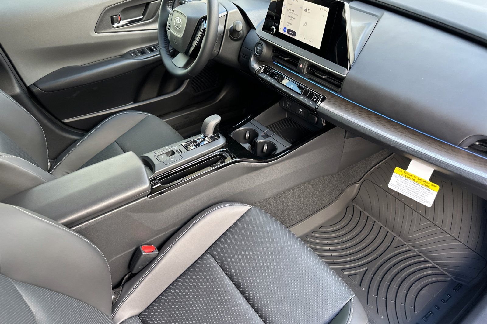 New 2026 Cutting Edge Toyota XLE image 15