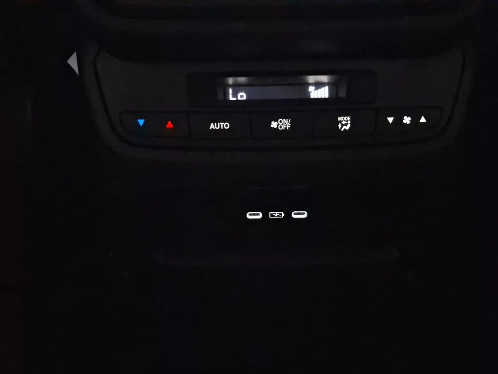 Used 2025 White Honda Touring image 25