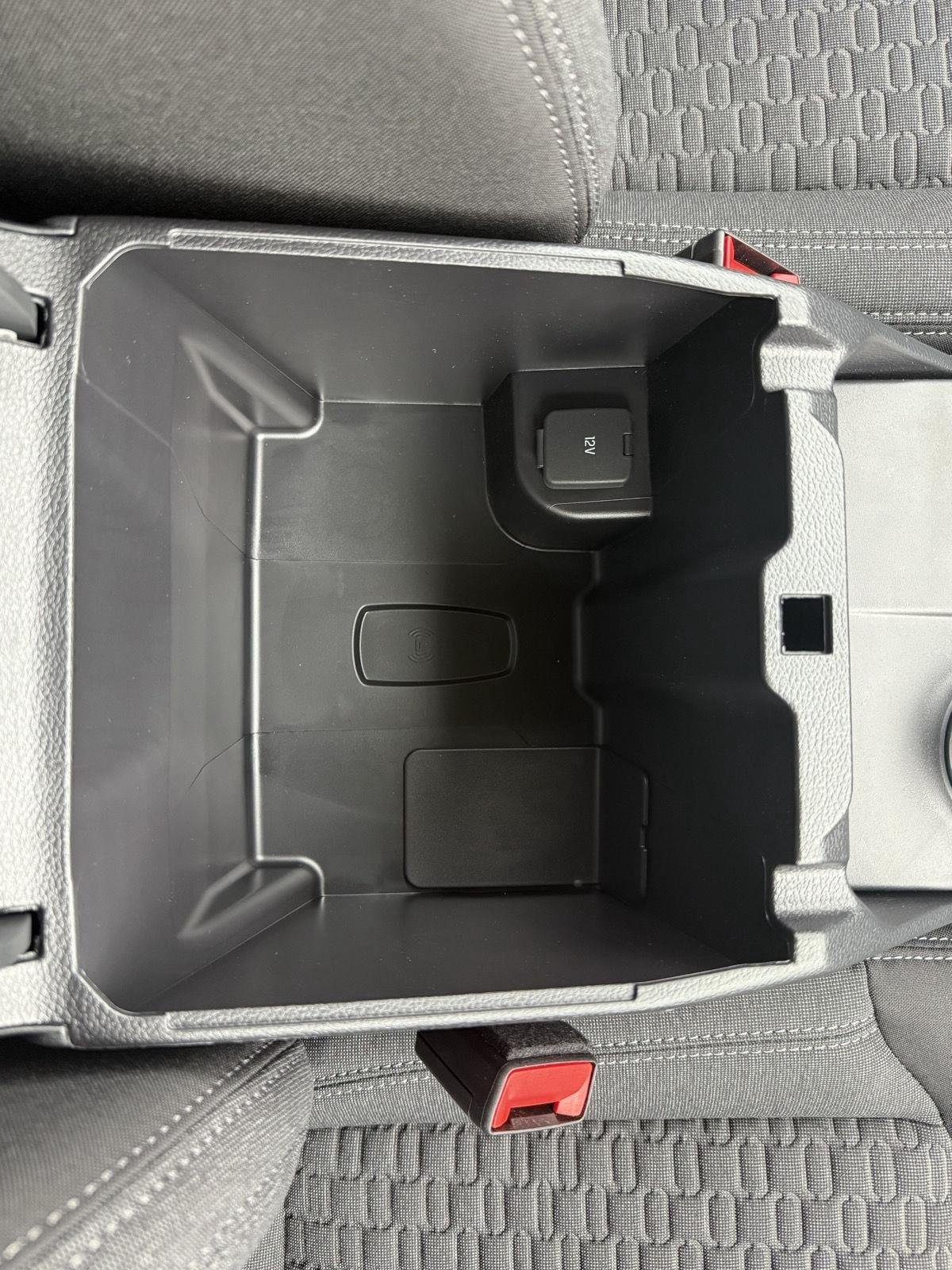 New 2026 Marsh Gray Ford XLT image 14