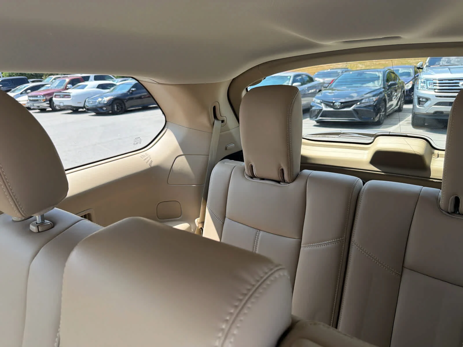 Used 2020 Magnetic Black Pearl Nissan SL image 9