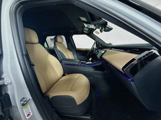 New 2027 Gray Land Rover Dynamic SE image 30