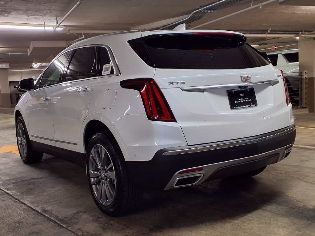 2026 Cadillac XT5 Premium Luxury - Photo 10