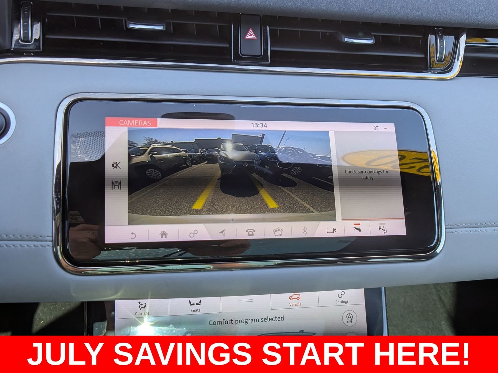 Used 2020 Gray Land Rover First Edition image 30