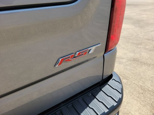 Used 2023 STERLING GRAY METALLIC Chevrolet RST image 9