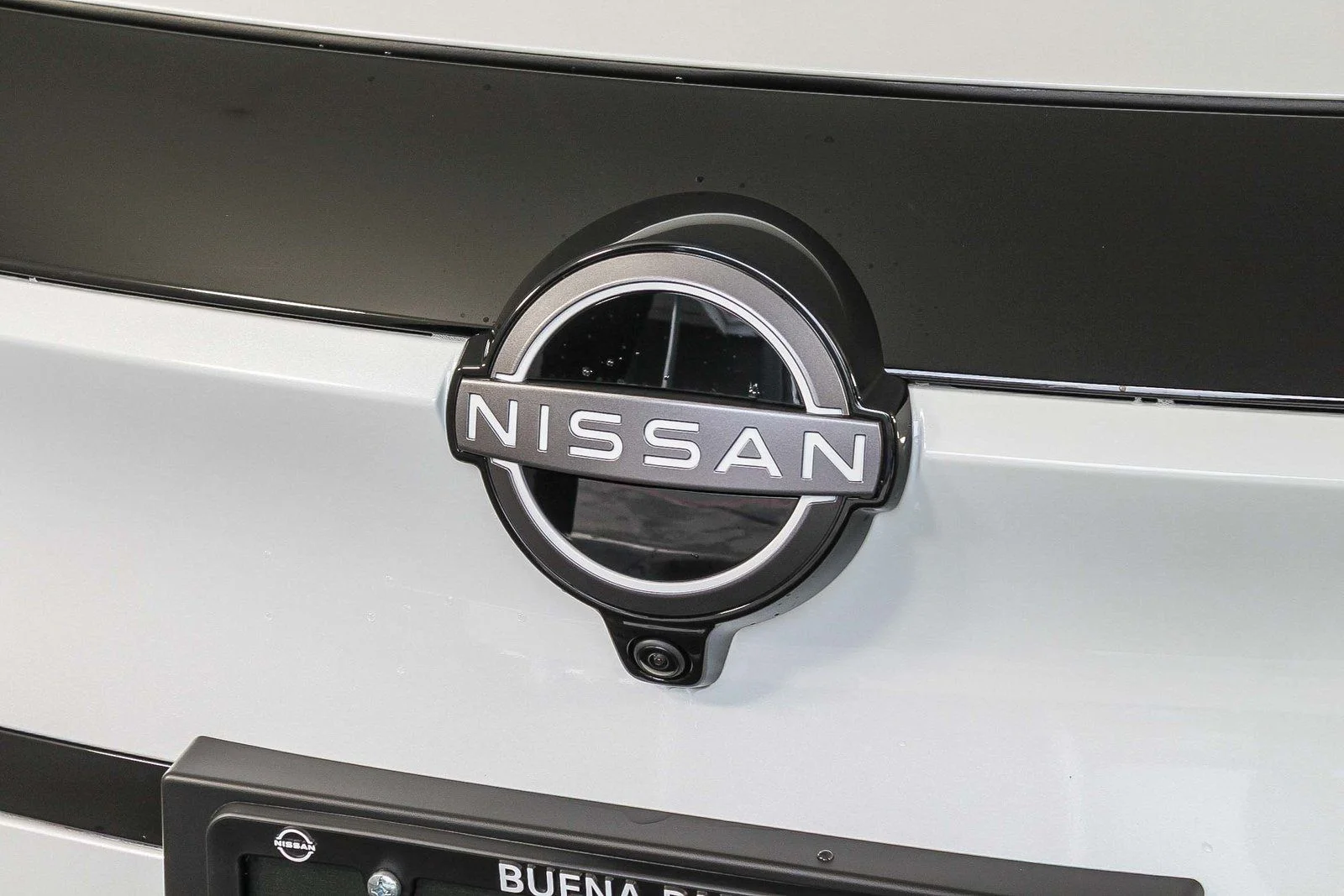 New 2026 Everest White Pearl TriCoat Nissan S+ image 5