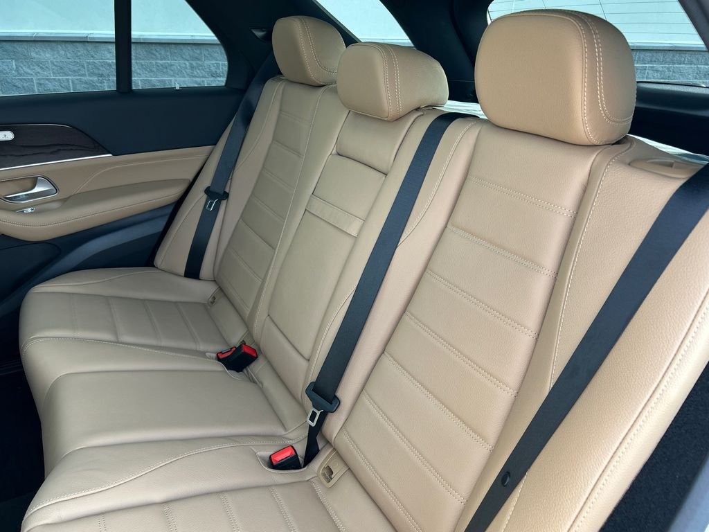 New 2026 Polar White Mercedes-Benz GLE 580 image 25