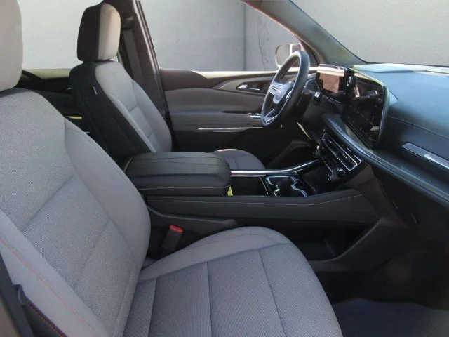 Used 2026 Black Metallic Chevrolet LT image 8