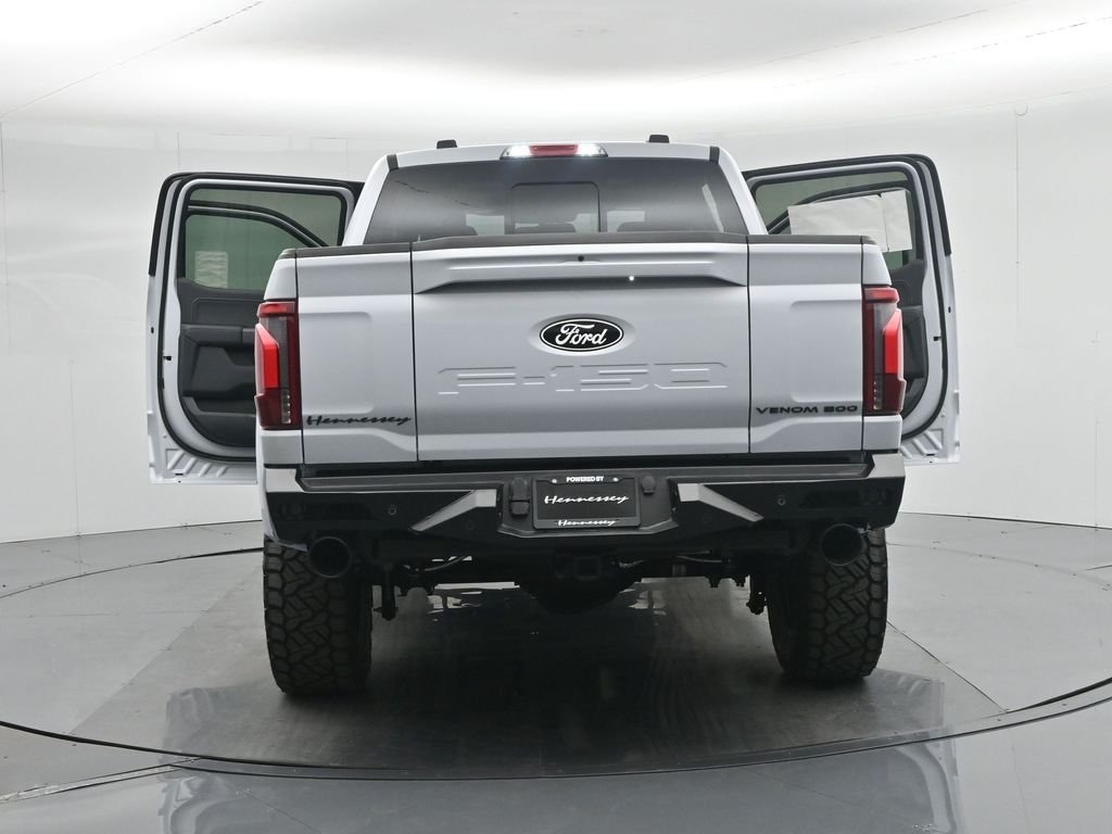 New 2025 Space White Metallic Ford Lariat image 36