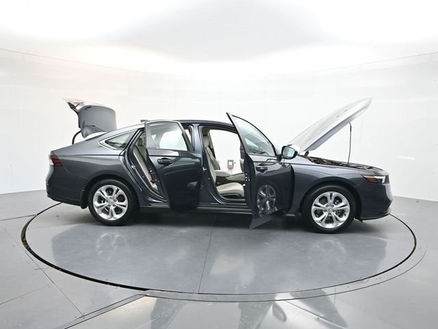 Used 2023 Canyon River Blue Metallic Honda LX image 30