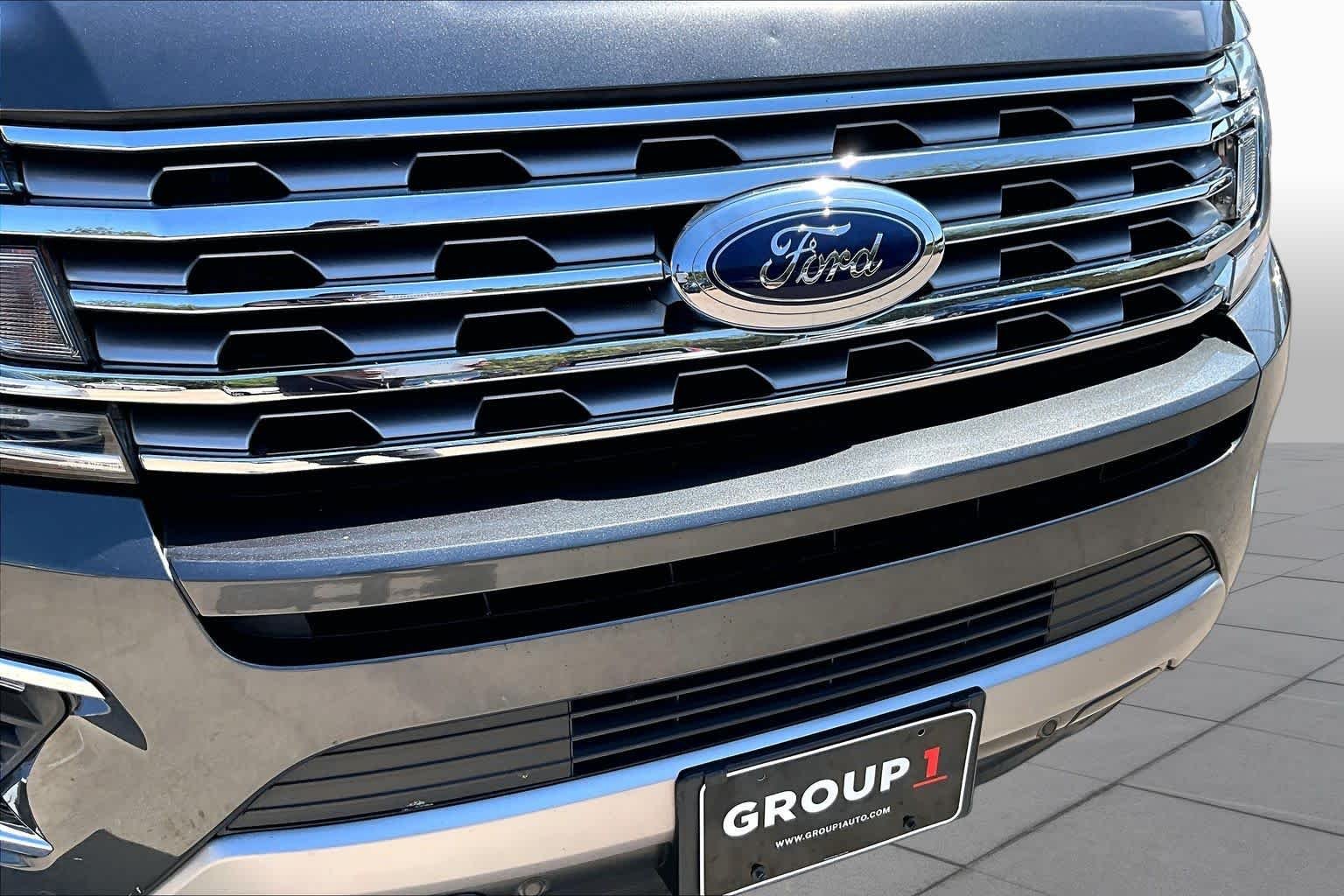Used 2019 Magnetic Ford Limited image 30