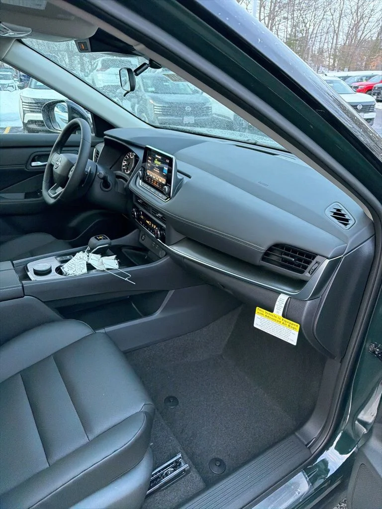 New 2026 Obsidian Green Pearl Nissan Dark Armor™ image 33