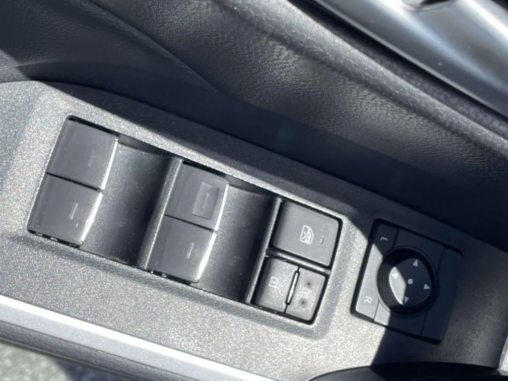Used 2025 Silver Sky Metallic Toyota XLE image 6
