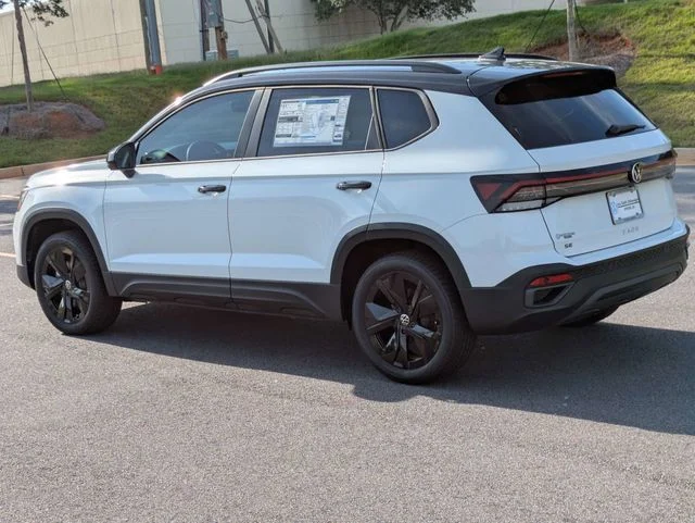 New 2026 Pure White W/Deep Black Roof Volkswagen 1.5T SE Black image 6