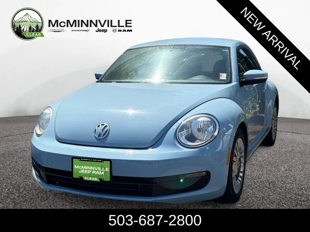 2013 Volkswagen Beetle 2.5L Fender Edition's photo