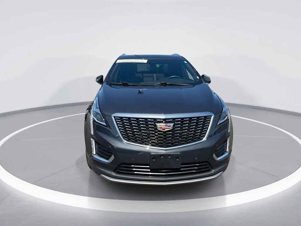 Used 2023 Green Cadillac Premium Luxury image 3