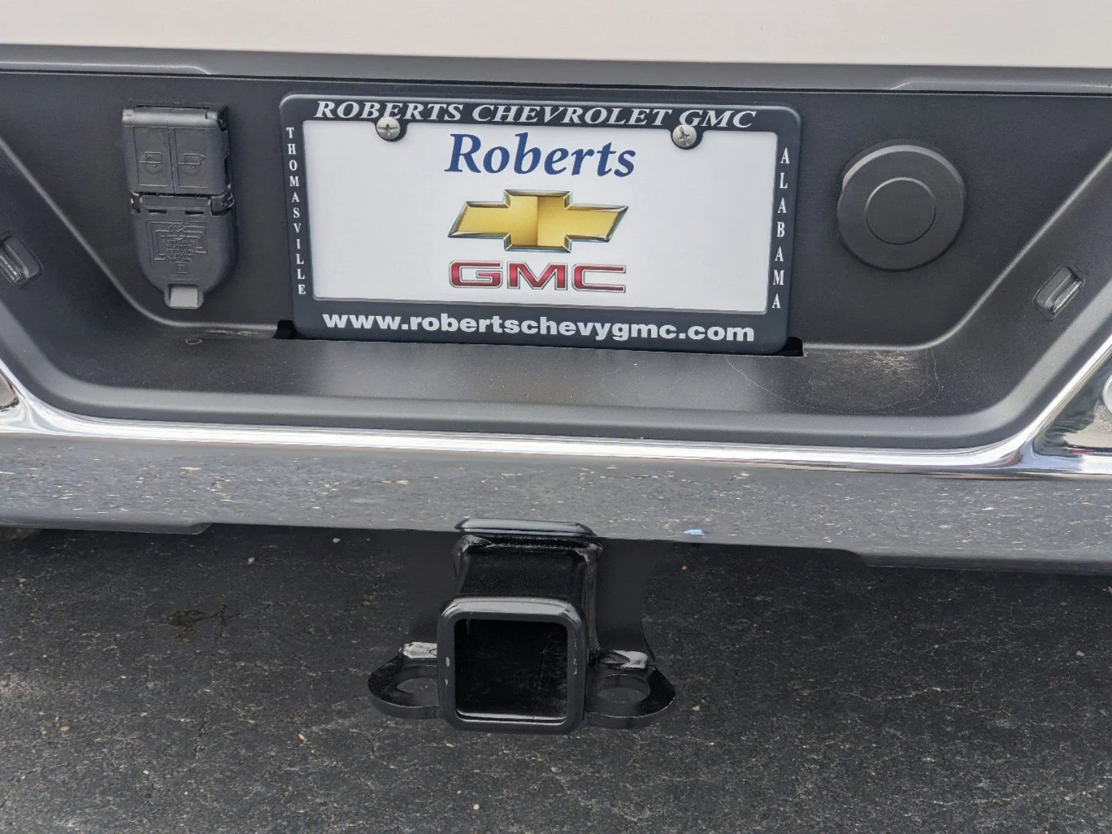 New 2025 White Frost Tricoat GMC SLT image 21