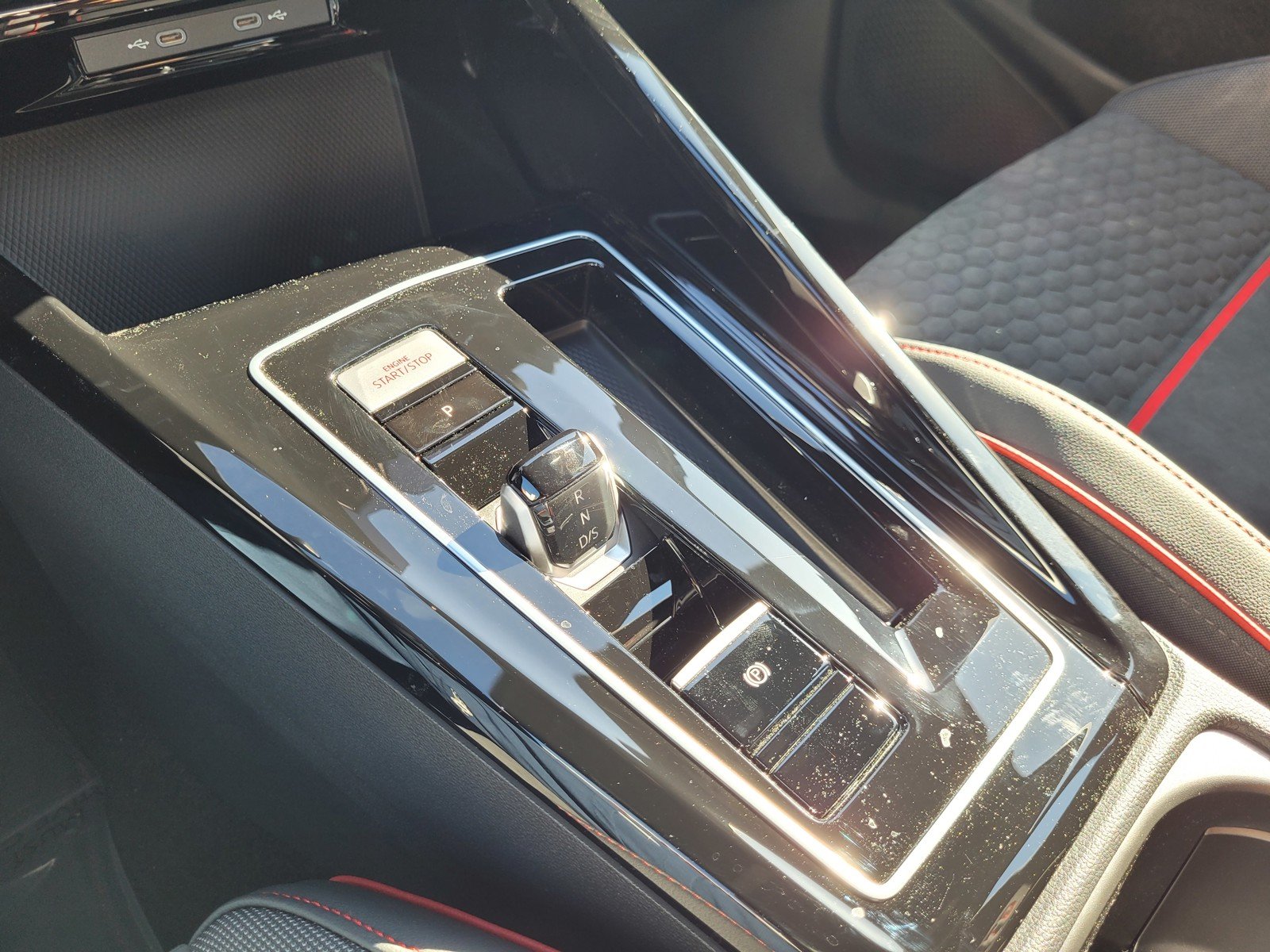 New 2026 Black Volkswagen 2.0T SE image 12