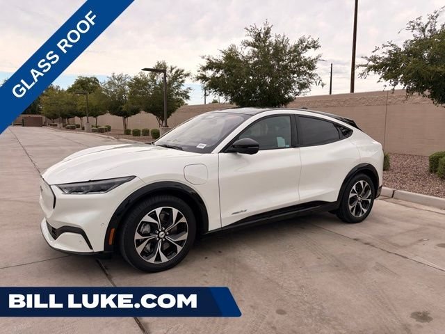 Used 2023 White Ford Premium image 1