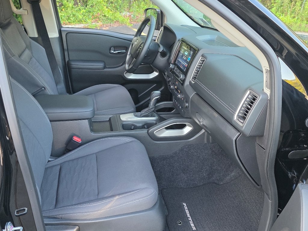 2024 Nissan Frontier SV - Photo 23