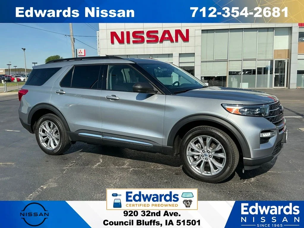 2023 Ford Explorer XLT 4WD's photo