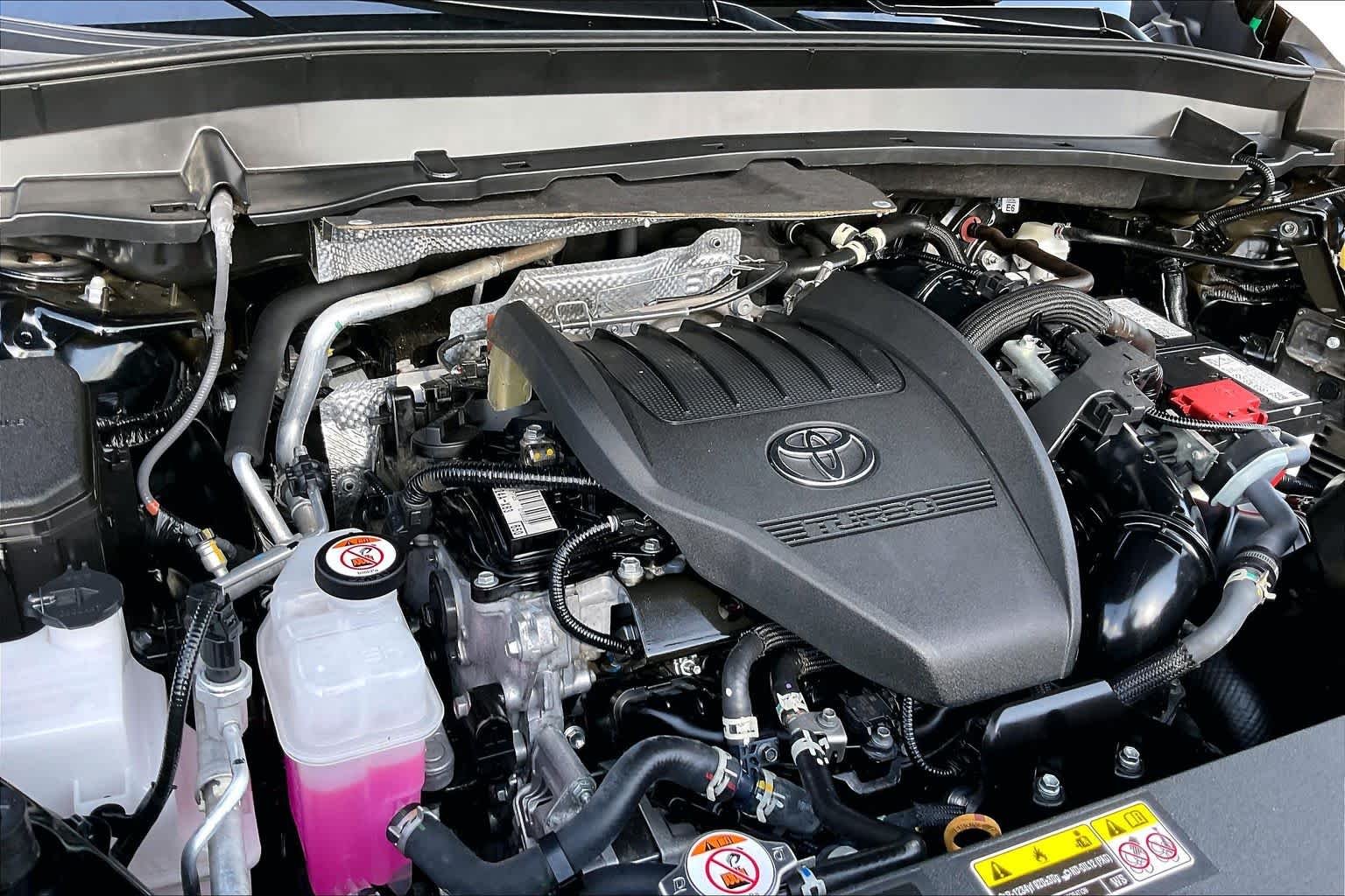 Used 2026 Midnight Black Metallic Toyota XLE image 32