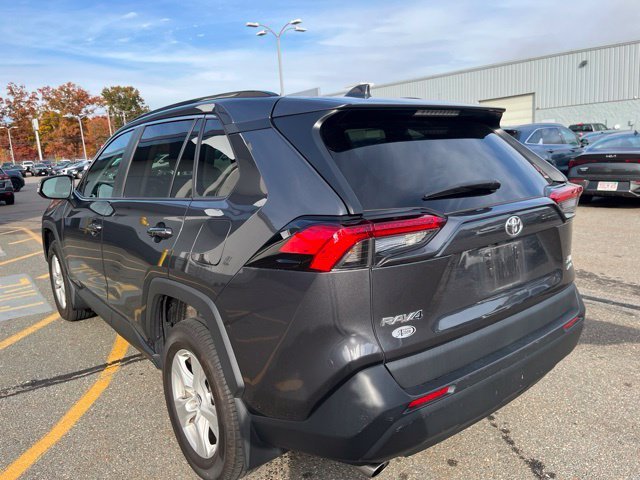 Used 2020 Gray Toyota XLE image 5