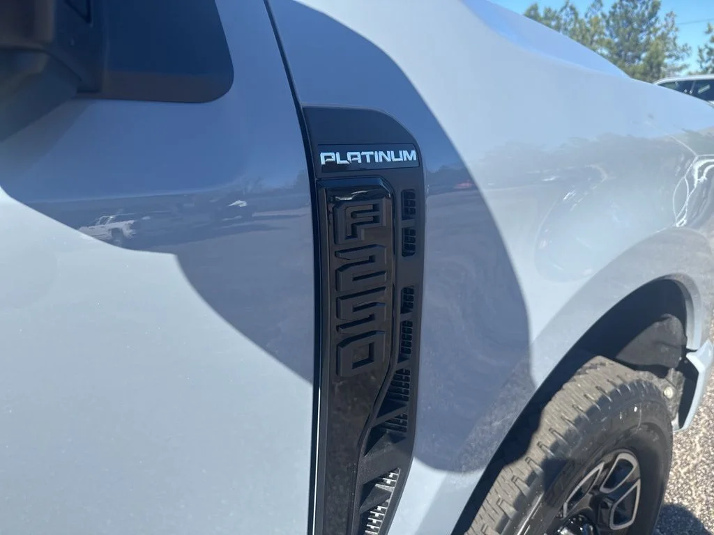 New 2026 Glacier Gray Metallic Tri-Coat Ford F-250® Platinum® image 25