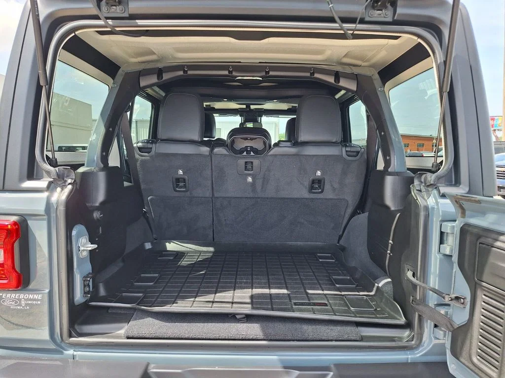 Used 2024 Anvil Clearcoat Jeep Rubicon image 27