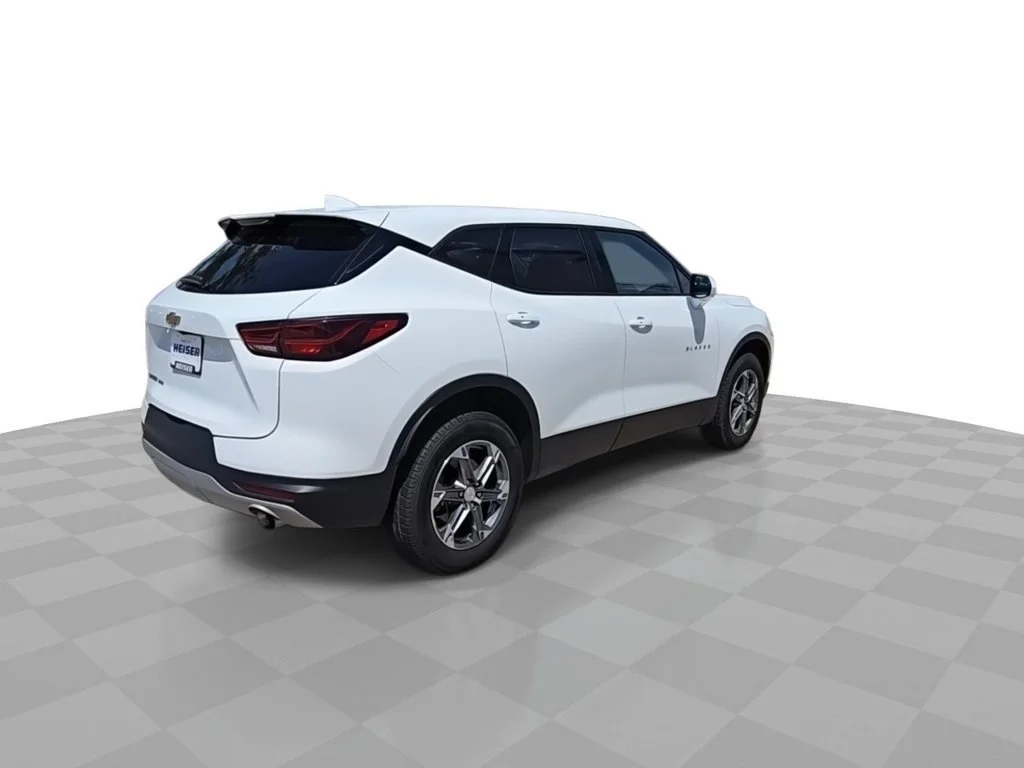 2024 Chevrolet Blazer 2LT - Photo 8