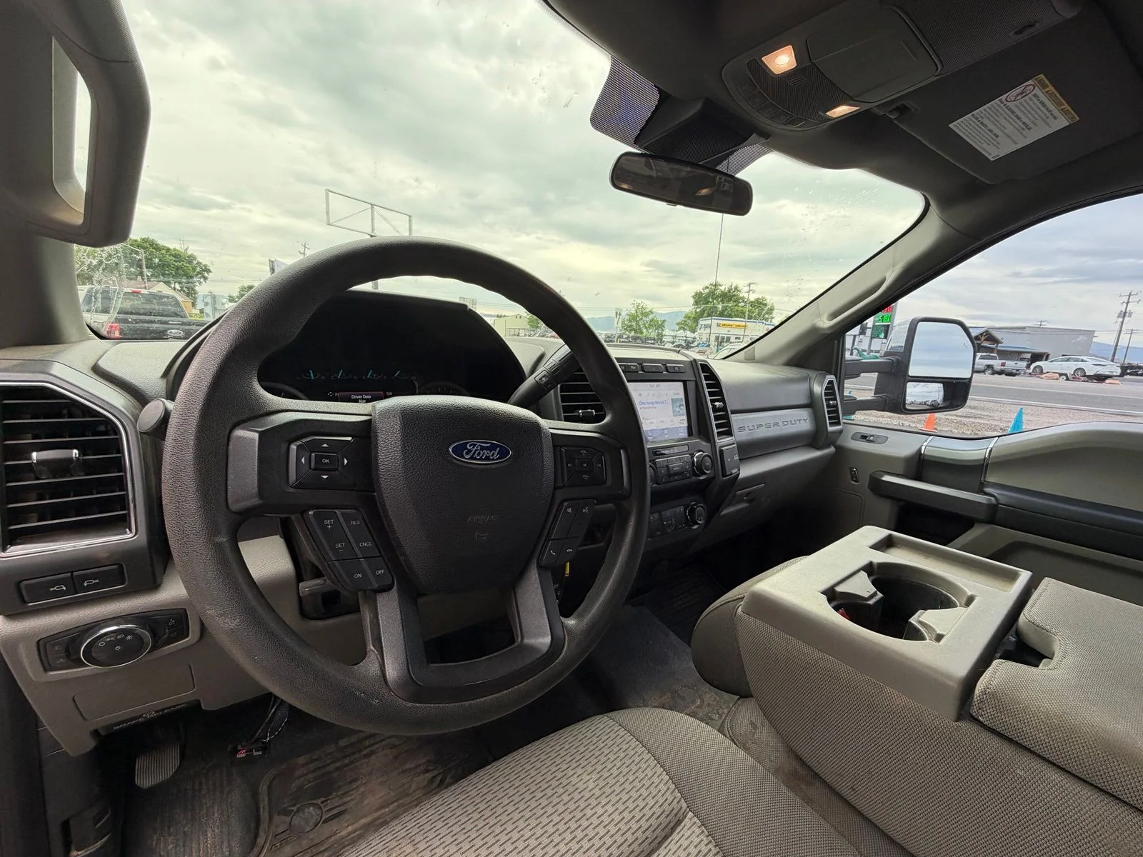 Used 2021 Gray Ford XLT image 9