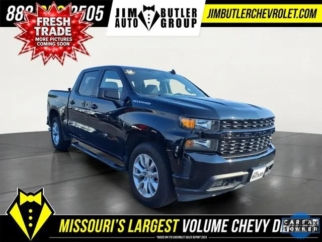 Used 2020 BLACK Chevrolet Custom image 23